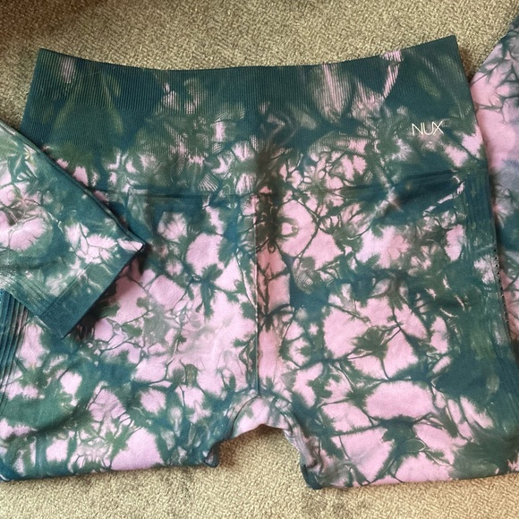 NUX Seamless Tie Dye Yoga Legging - Picture 2 of 9